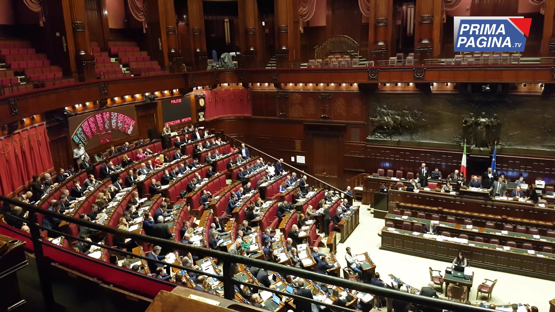 Taglio dei parlamentari: Maggioranza compatta con FI e FdI favorevoli. Pd e Leu votano contro